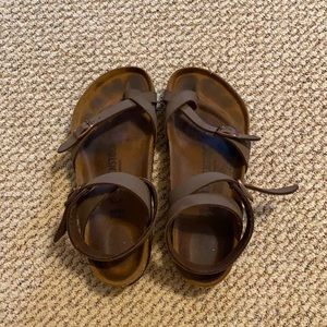 Birkenstock Yara Sandle